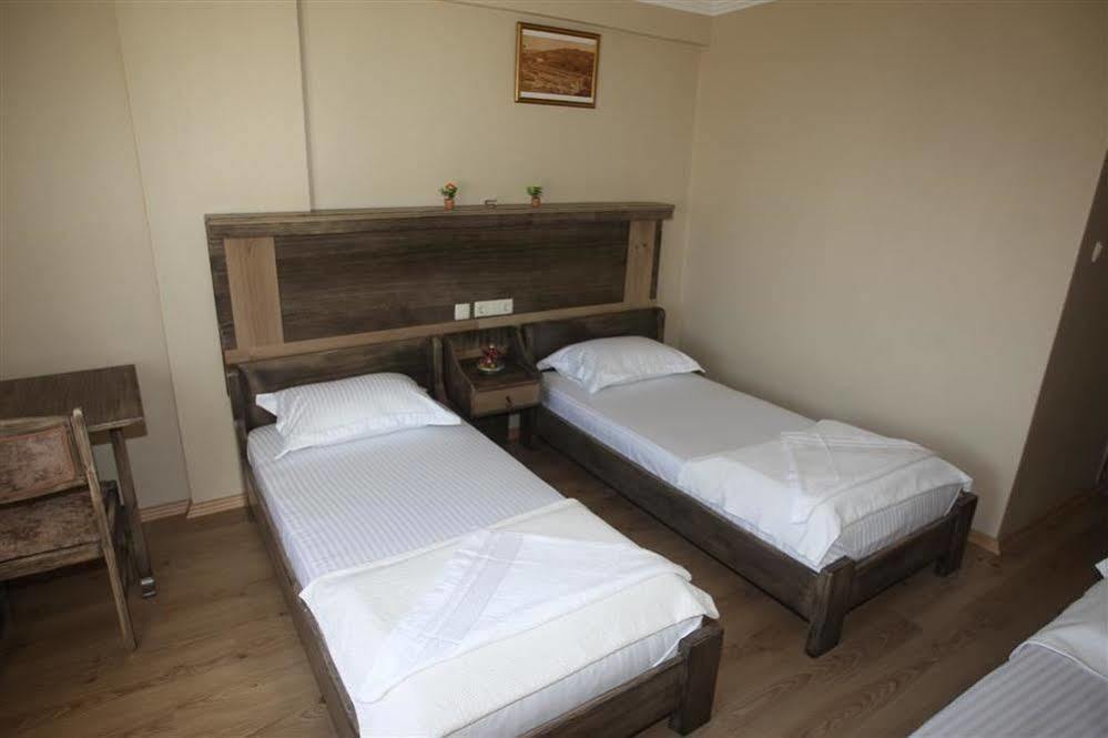 Wallabies Aquaduct Hotel Сельчук Экстерьер фото